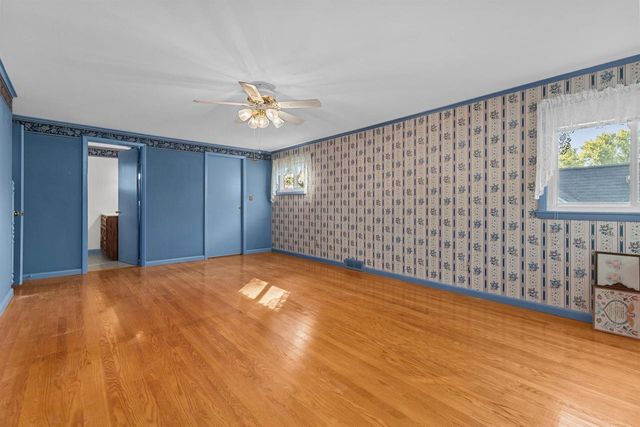 650 STEVENS STREET, Neenah, WI 54956