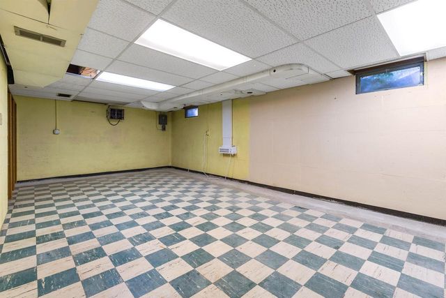 650 STEVENS STREET, Neenah, WI 54956