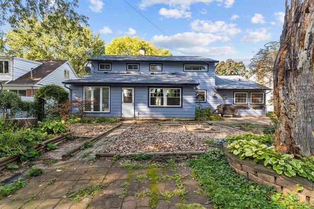 650 STEVENS STREET, Neenah, WI 54956