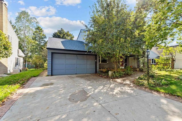 650 STEVENS STREET, Neenah, WI 54956