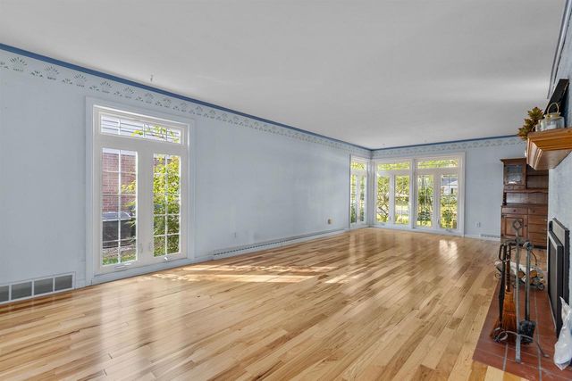 650 STEVENS STREET, Neenah, WI 54956