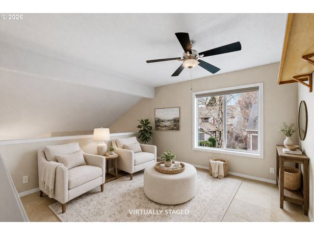 2525 Ne CHARLOIS Dr, Hillsboro, OR 97124