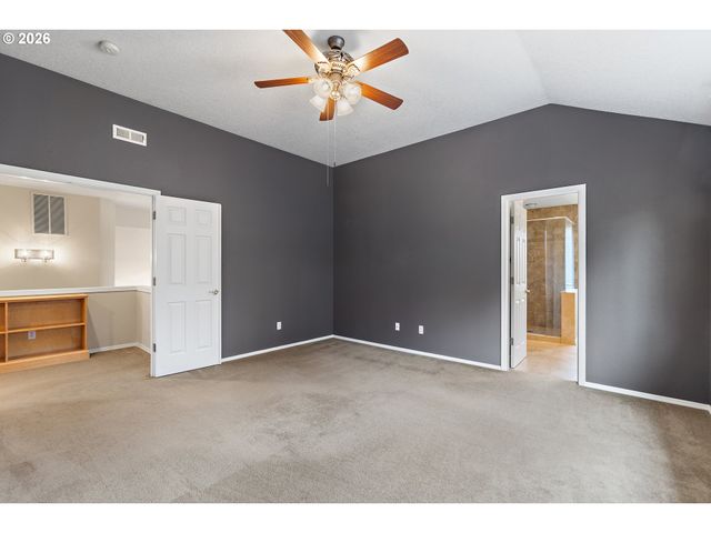 2525 Ne CHARLOIS Dr, Hillsboro, OR 97124