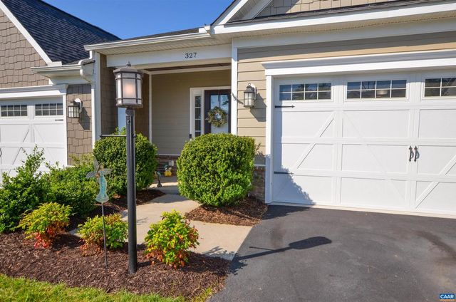 327 CLAIBOURNE RD, Crozet, VA 22932