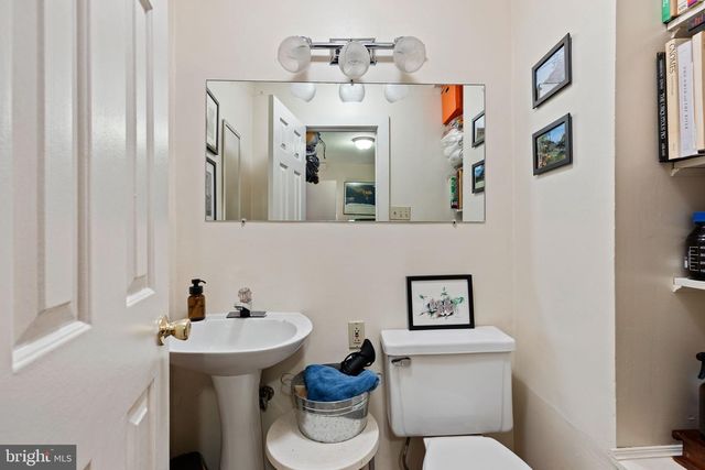 402 FAIRMOUNT AVE #1ST FLOOR, Philadelphia, PA 19123