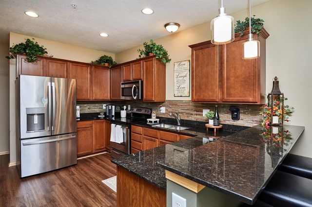 8462 Cody Drive, West Des Moines, IA 50266