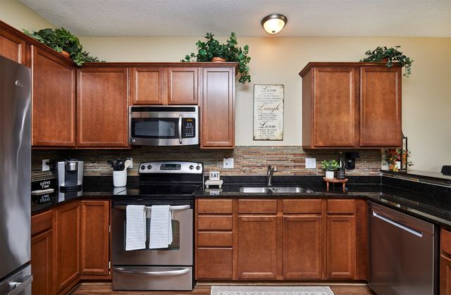 8462 Cody Drive, West Des Moines, IA 50266