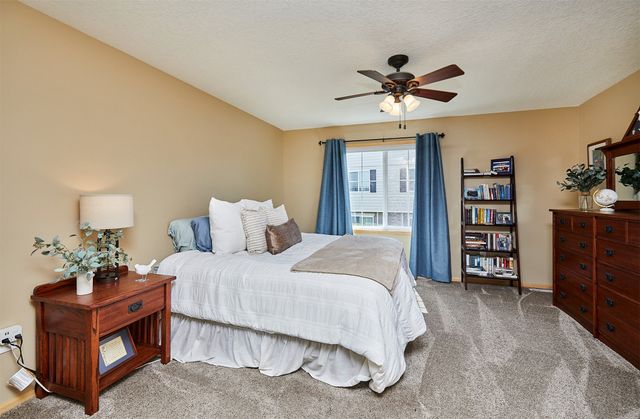 8462 Cody Drive, West Des Moines, IA 50266