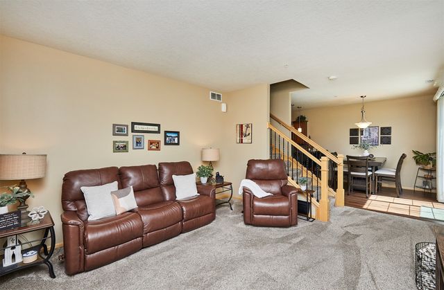8462 Cody Drive, West Des Moines, IA 50266