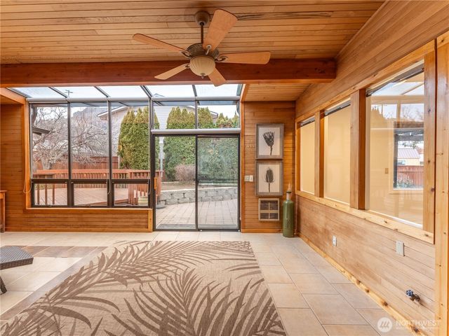 1320 Wedgewood Avenue, Wenatchee, WA 98801