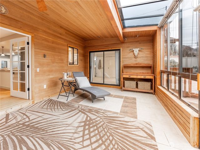 1320 Wedgewood Avenue, Wenatchee, WA 98801