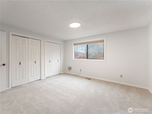 1320 Wedgewood Avenue, Wenatchee, WA 98801