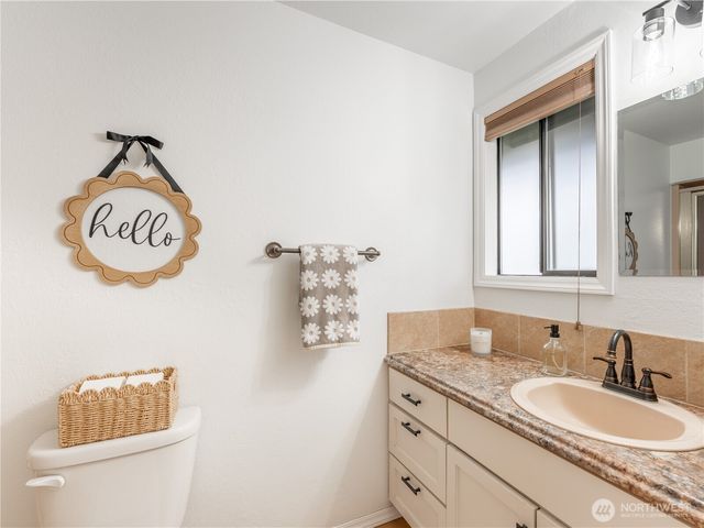 1320 Wedgewood Avenue, Wenatchee, WA 98801