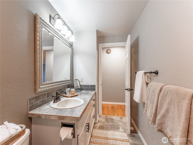 1320 Wedgewood Avenue, Wenatchee, WA 98801