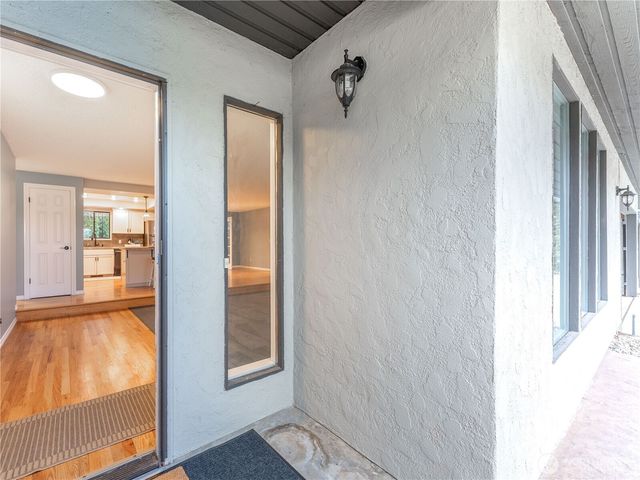 1320 Wedgewood Avenue, Wenatchee, WA 98801