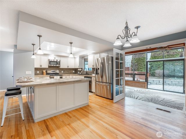 1320 Wedgewood Avenue, Wenatchee, WA 98801