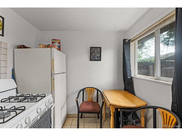 1101 Akron St, Aurora, CO 80010