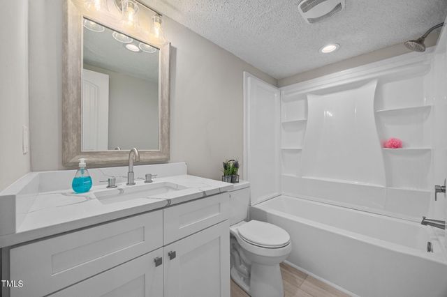 807 N Wilson Avenue, Dunn, NC 28334