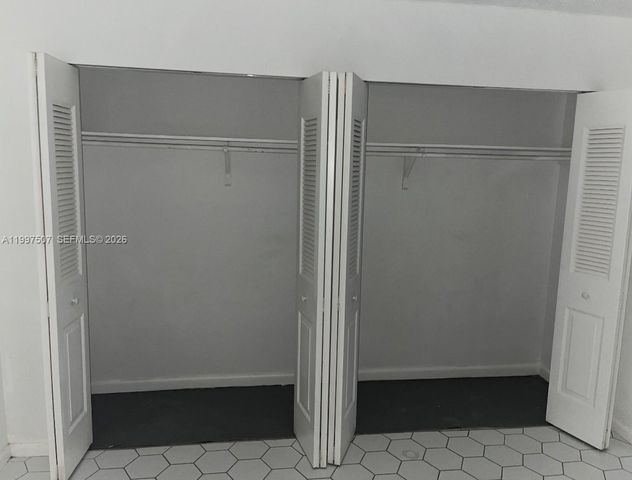 89 Berkshire D 89, West Palm Beach, FL 33417