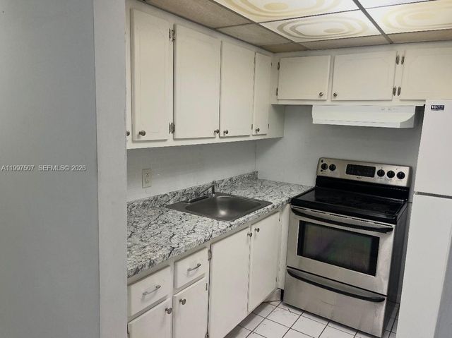 89 Berkshire D 89, West Palm Beach, FL 33417