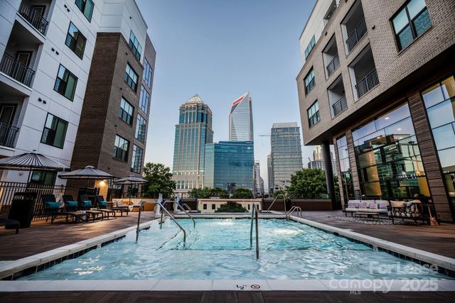 101 W Morehead Street S1B, Charlotte, NC 28202