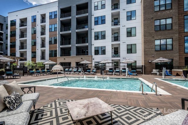 101 W Morehead Street S1B, Charlotte, NC 28202