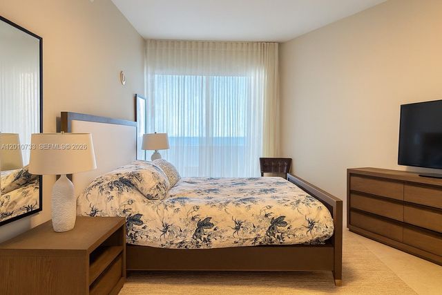 15901 Collins Ave 1203, Sunny Isles Beach, FL 33160