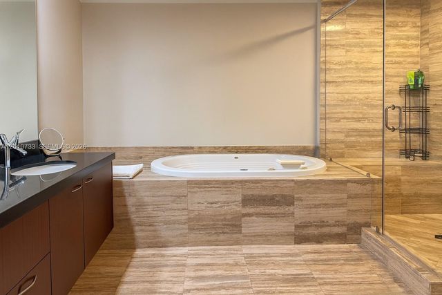 15901 Collins Ave 1203, Sunny Isles Beach, FL 33160