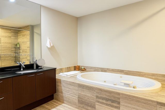 15901 Collins Ave 1203, Sunny Isles Beach, FL 33160