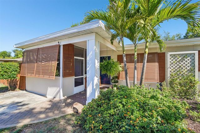 5389 55TH AVENUE N, St Petersburg, FL 33709