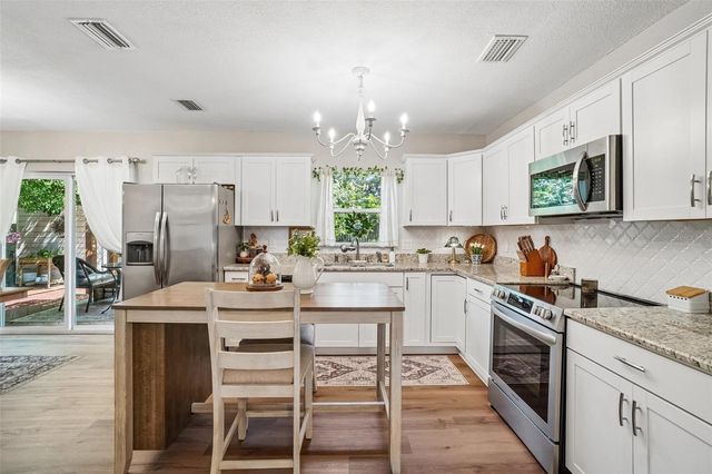 5389 55TH AVENUE N, St Petersburg, FL 33709