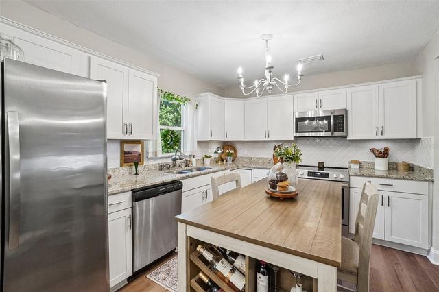 5389 55TH AVENUE N, St Petersburg, FL 33709