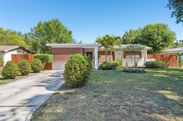 5389 55TH AVENUE N, St Petersburg, FL 33709