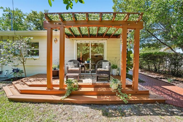 5389 55TH AVENUE N, St Petersburg, FL 33709