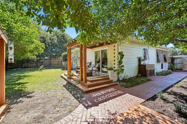 5389 55TH AVENUE N, St Petersburg, FL 33709