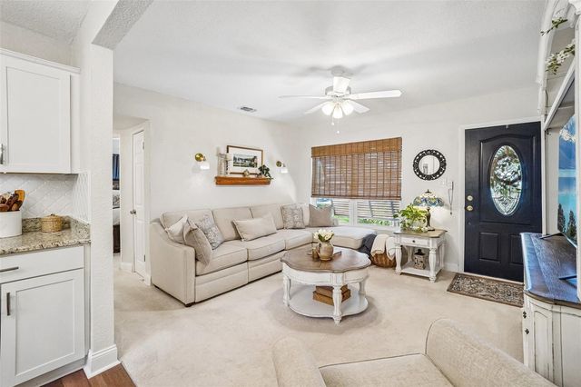 5389 55TH AVENUE N, St Petersburg, FL 33709