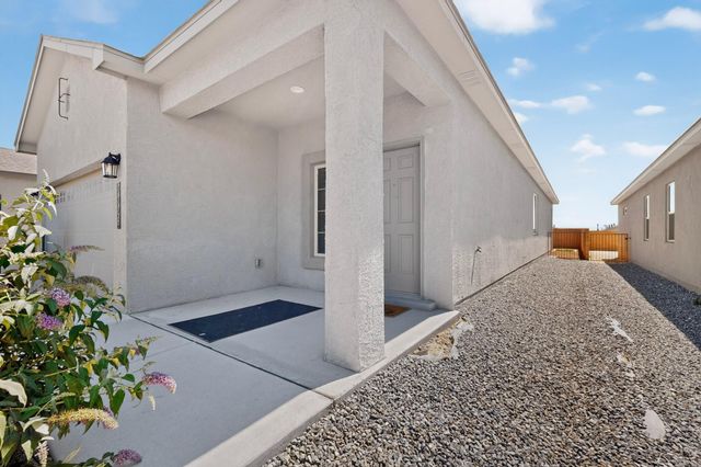 2728 Halfmoon Way SW, Albuquerque, NM 87121