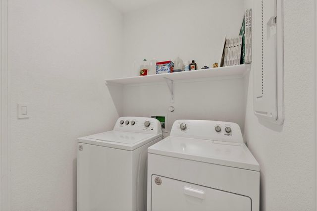 2728 Halfmoon Way SW, Albuquerque, NM 87121