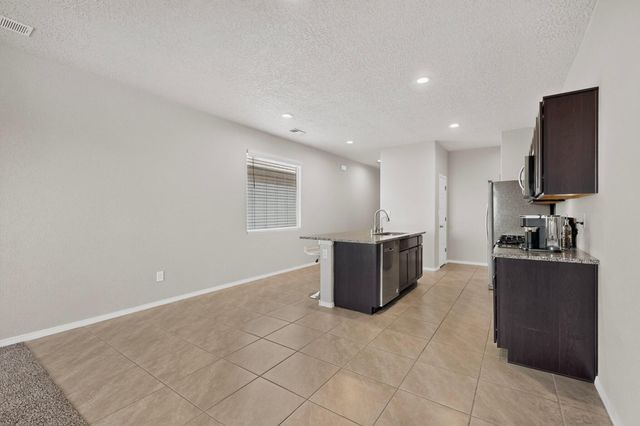2728 Halfmoon Way SW, Albuquerque, NM 87121