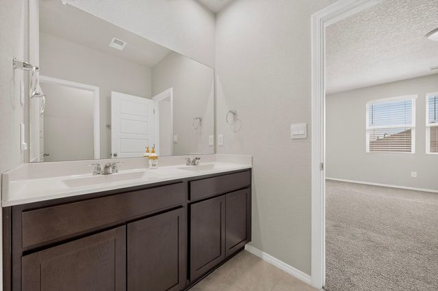 2728 Halfmoon Way SW, Albuquerque, NM 87121