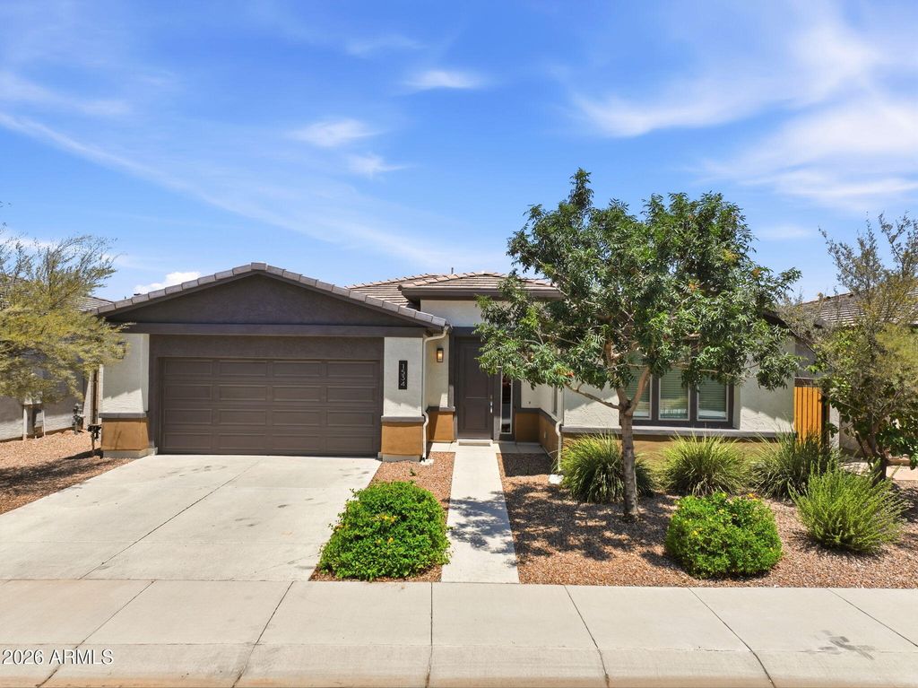 1534 W SONOQUI Boulevard, Queen Creek, AZ 85140 — exterior