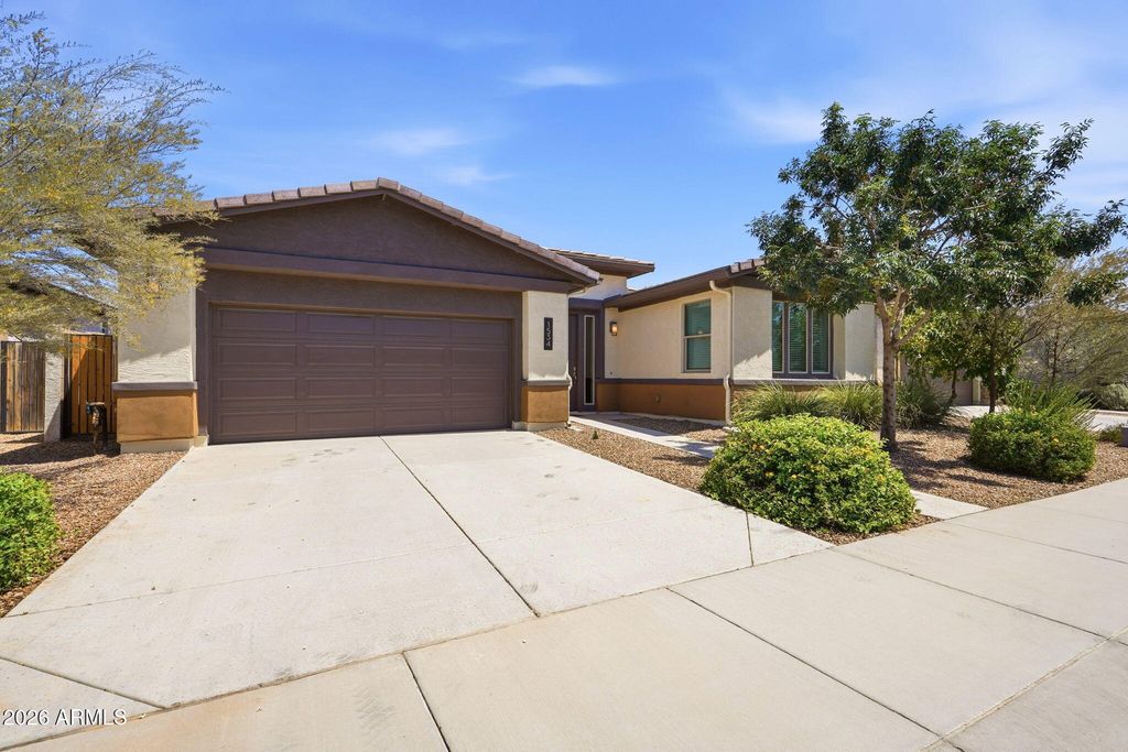 1534 W SONOQUI Boulevard, Queen Creek, AZ 85140 — photo 2