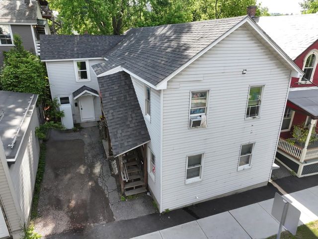 214-216 Pine Street, Burlington, VT 05401