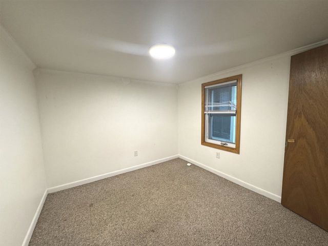 214-216 Pine Street, Burlington, VT 05401