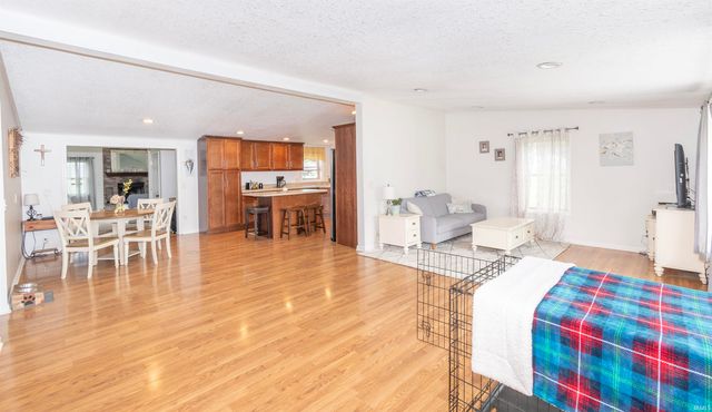 11193 E Baseline Road, Avilla, IN 46710