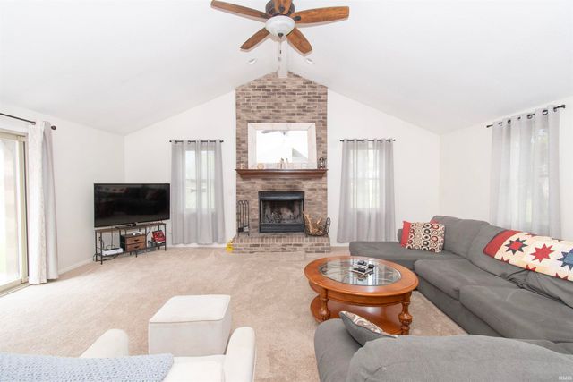 11193 E Baseline Road, Avilla, IN 46710