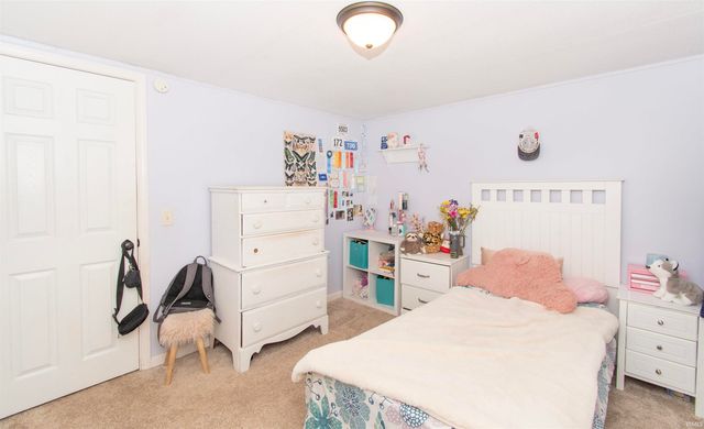 11193 E Baseline Road, Avilla, IN 46710