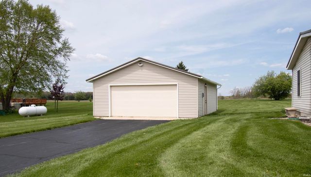 11193 E Baseline Road, Avilla, IN 46710