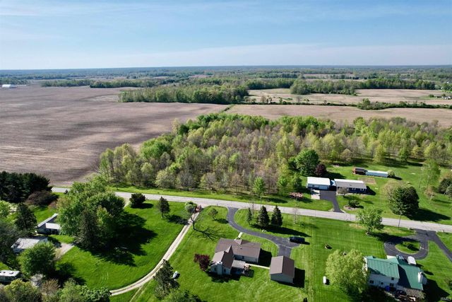 11193 E Baseline Road, Avilla, IN 46710