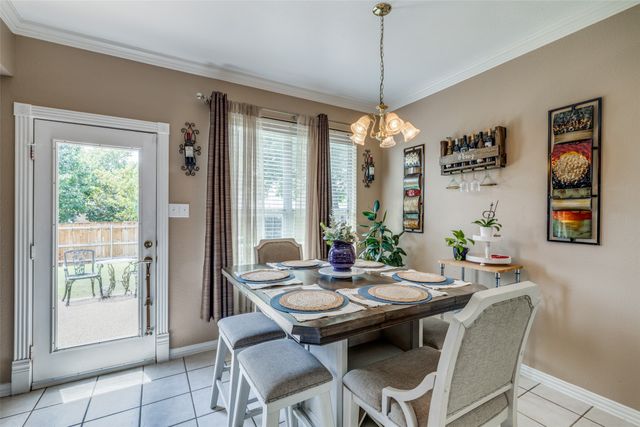 701 Parkhill Drive, Mansfield, TX 76063